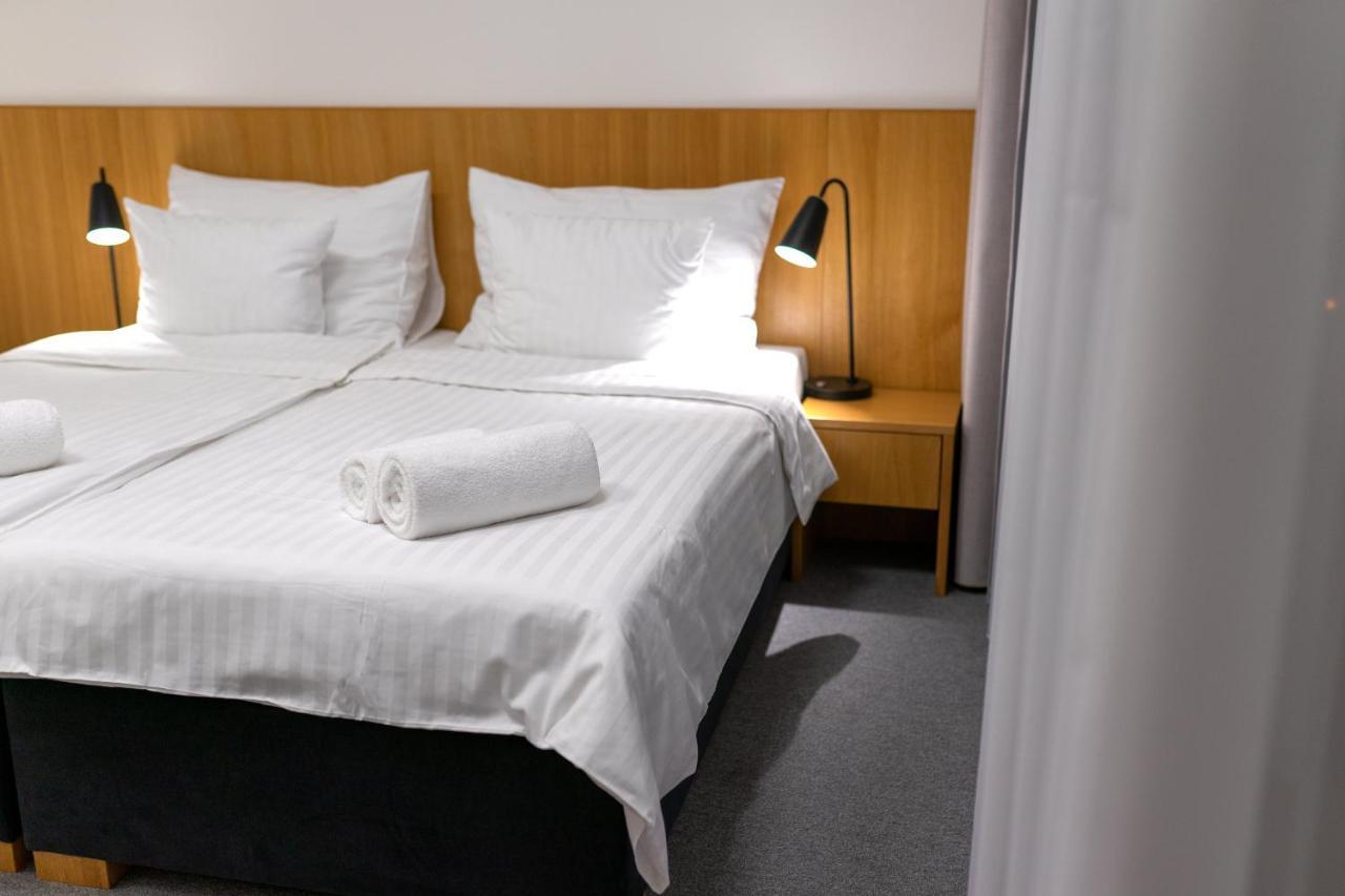 Hotel Smetanova Vsetín Buitenkant foto