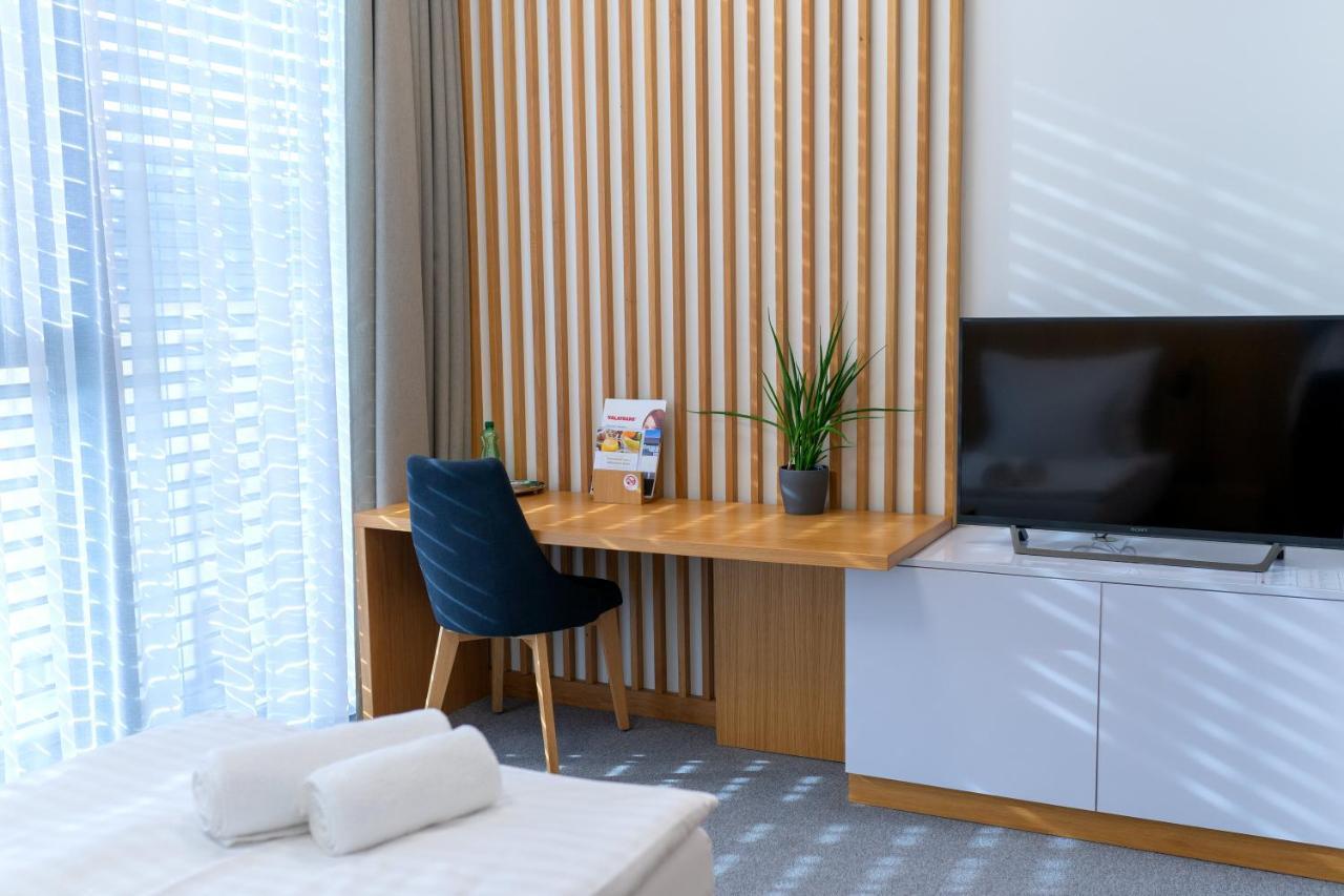 Hotel Smetanova Vsetín Buitenkant foto